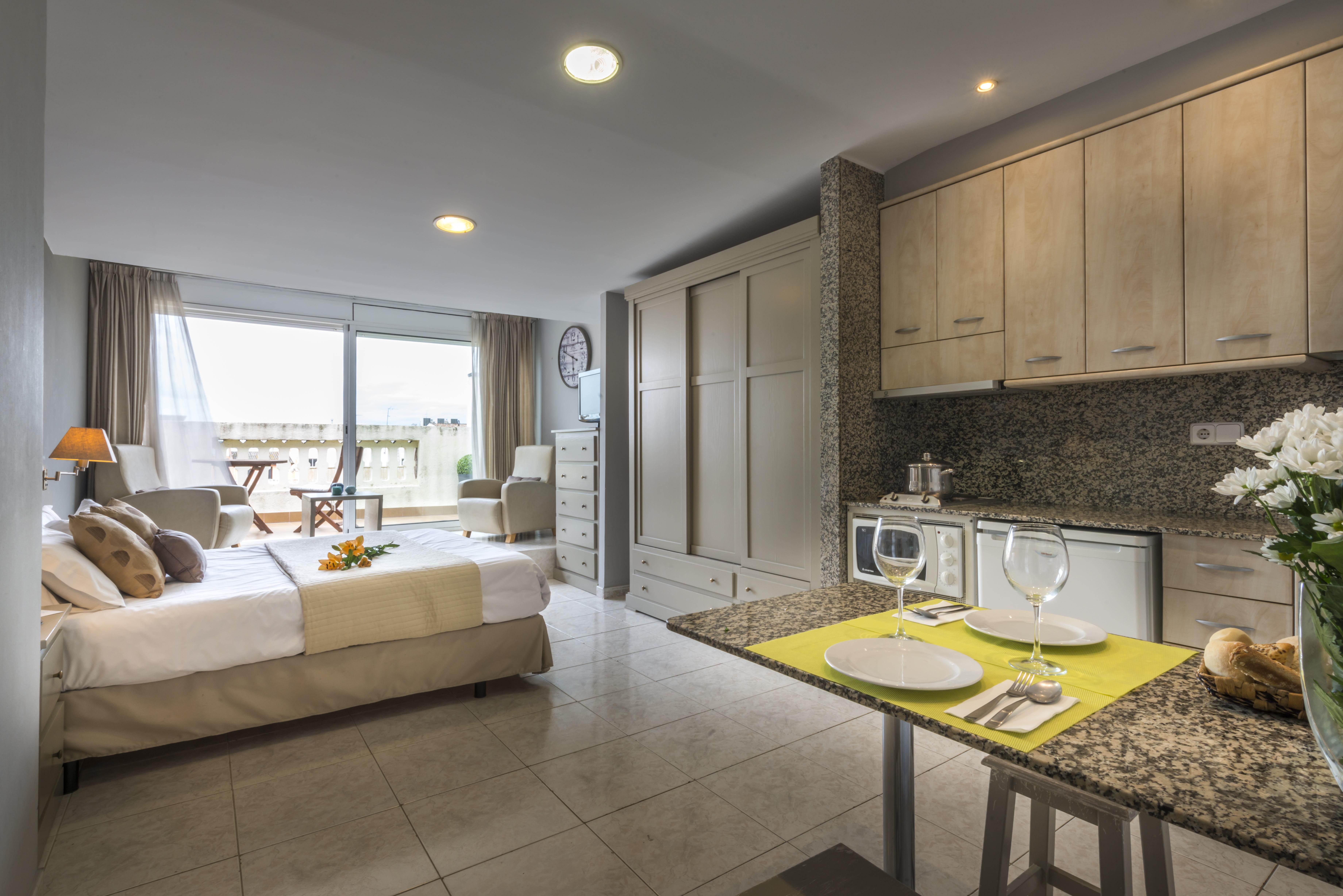 Alexandra Aparthotel Benstarhotelgroup Tarragona Ngoại thất bức ảnh