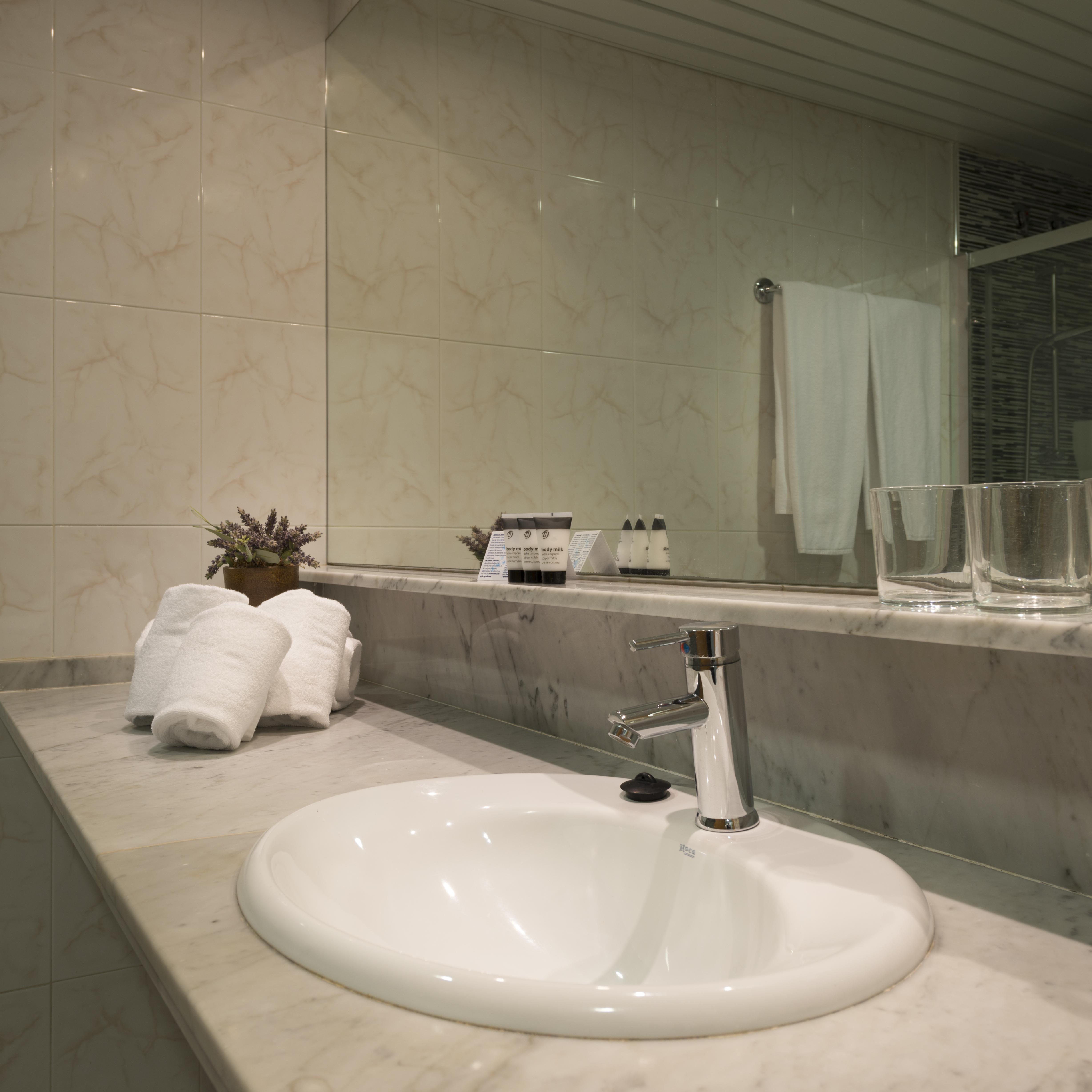 Alexandra Aparthotel Benstarhotelgroup Tarragona Ngoại thất bức ảnh