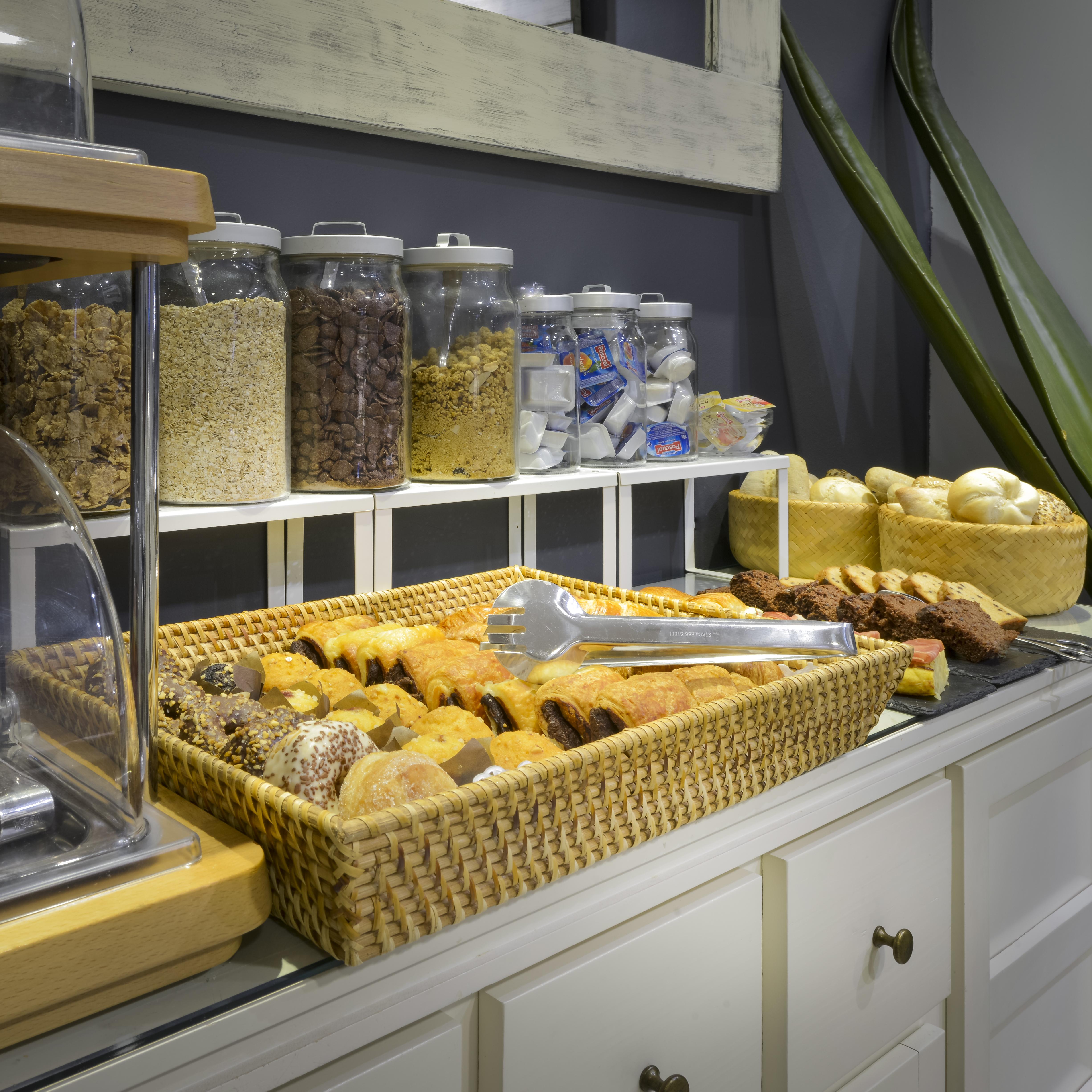 Alexandra Aparthotel Benstarhotelgroup Tarragona Ngoại thất bức ảnh