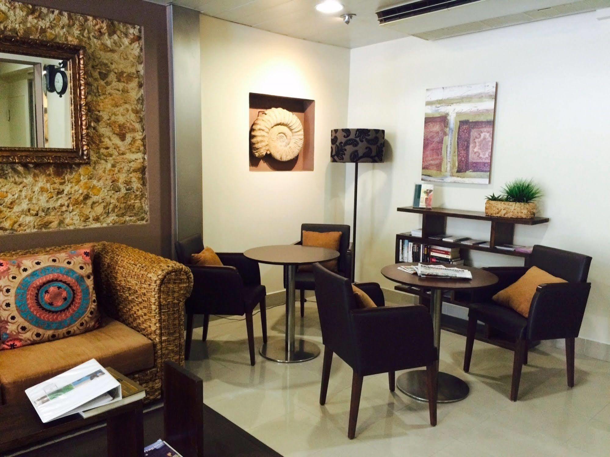 Alexandra Aparthotel Benstarhotelgroup Tarragona Ngoại thất bức ảnh
